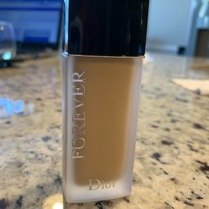 Forever Dior 2WO foundation
